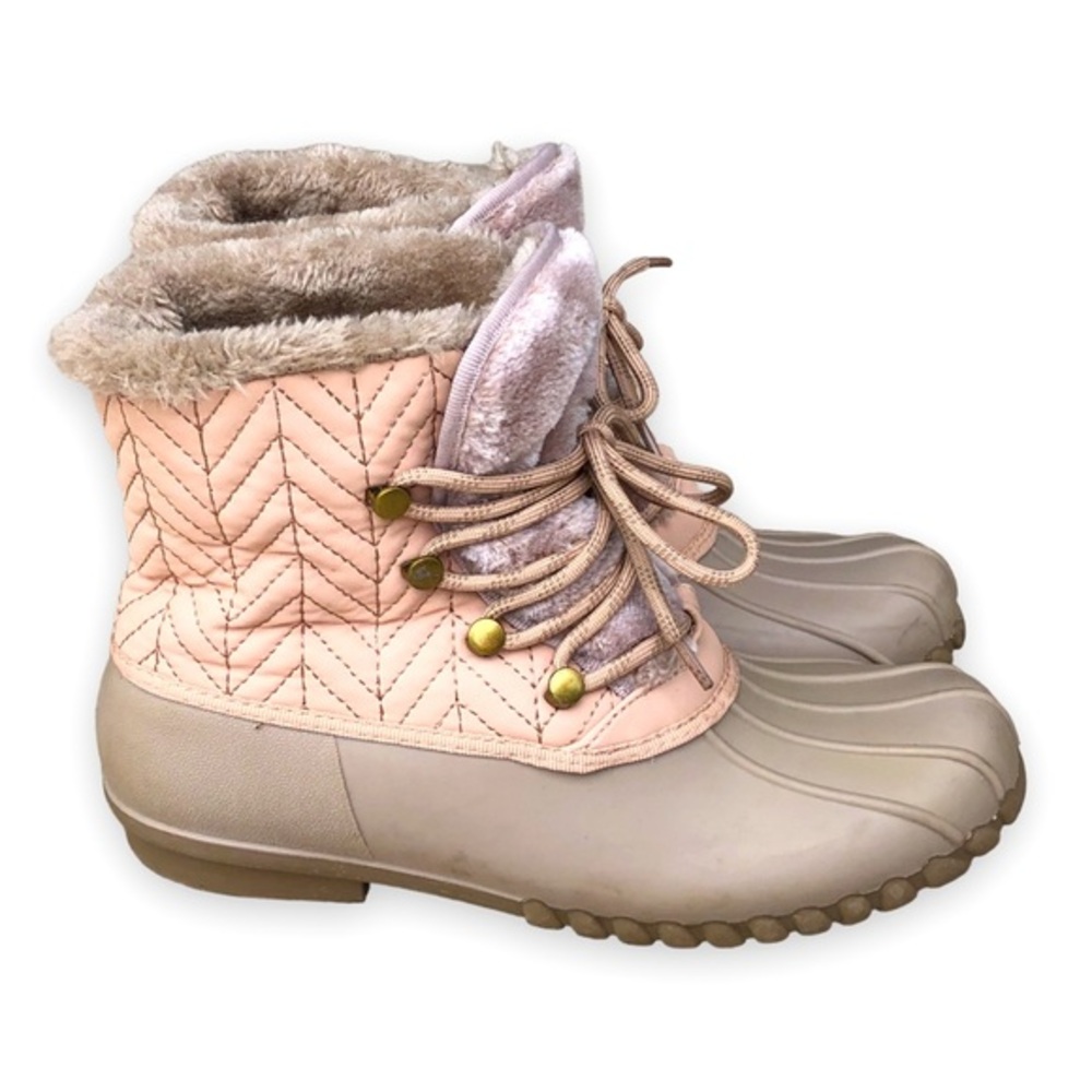BARETRAPS Pink Beidge Flash Water-Resistant Faux Fur‎ Trim Lace-Up Duck B…